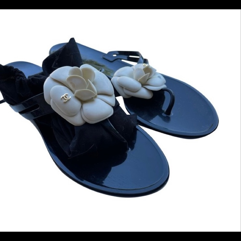 Chanel rubber sandals
